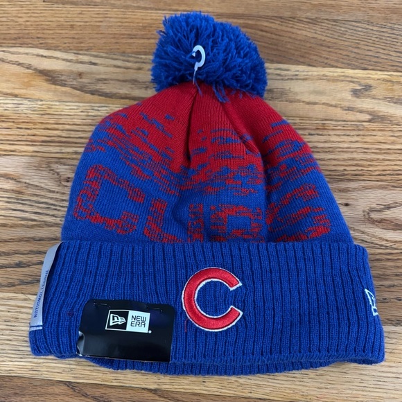 New Era Adult Chicago Cubs Red and Blue Pom Beanie hat - Picture 1 of 8